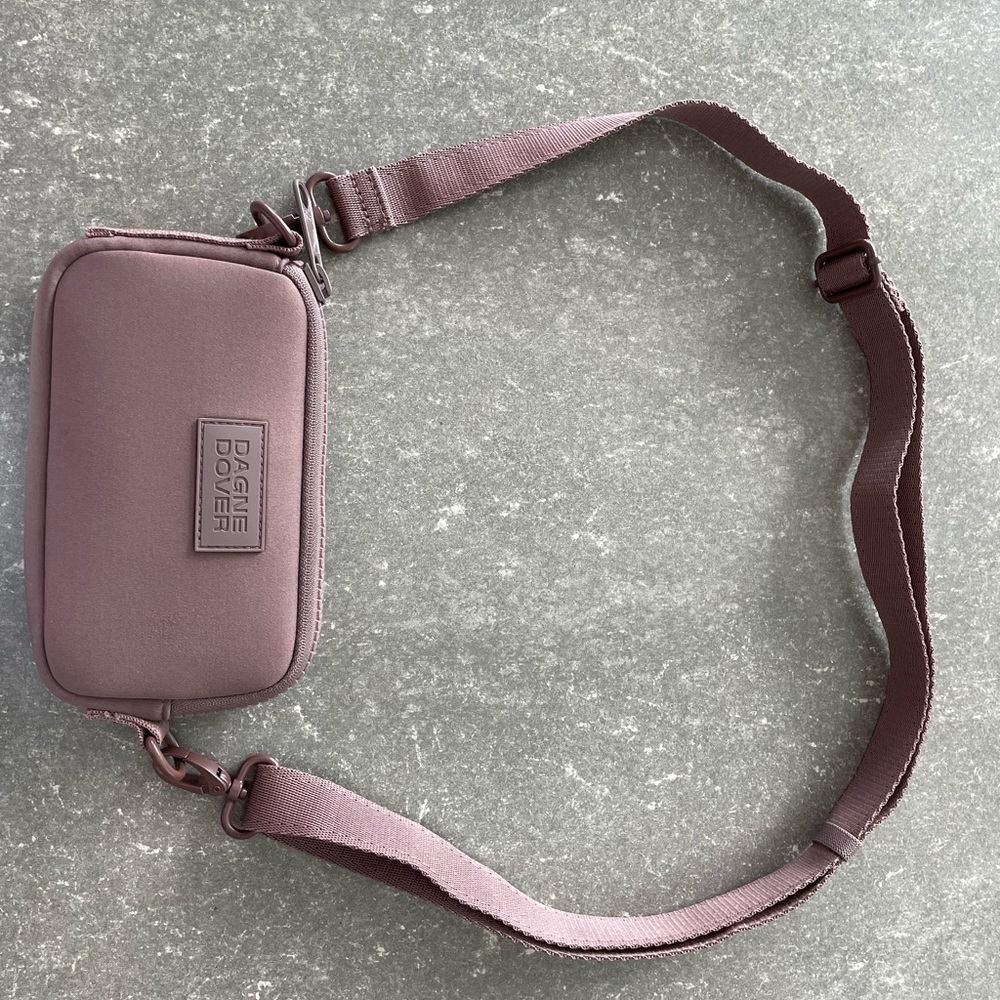 Lightly used Dagne Dover Mara neoprene phone sling in “dune”